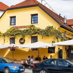 House Trta , Lubiana Slovenia